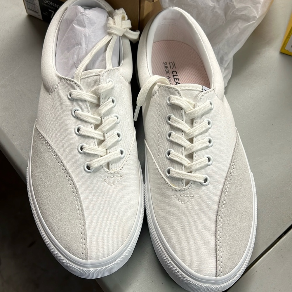 NWT Mens Clearweather Donny Cream Shoes